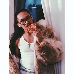 Meet your Posher, Rap